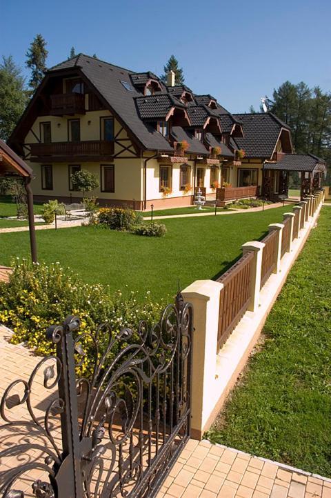 Penzion Sonja Vysne Ruzbachy Luaran gambar